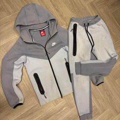 ACTIVEWEAR